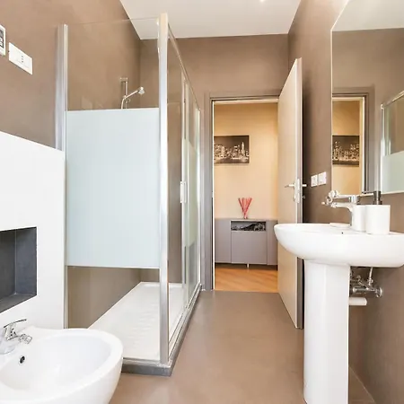 Sea View & Private Garage , 3 Bedrooms شقة جنوة