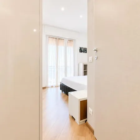 شقة Sea View & Private Garage , 3 Bedrooms جنوة